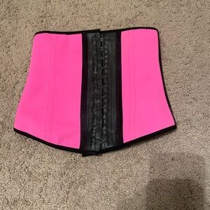 Ann Chery Waist Trainer